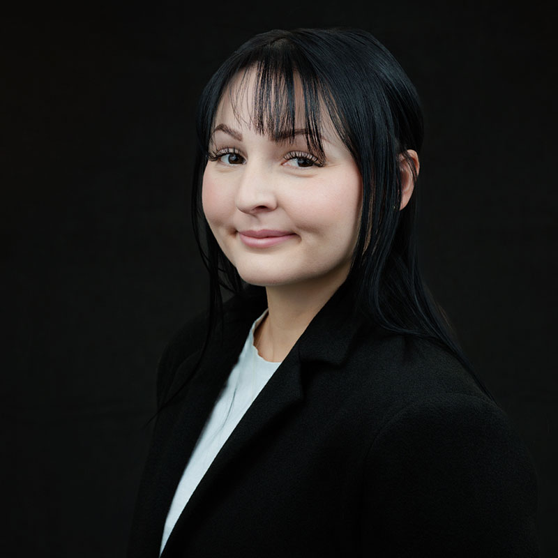 Professional headshot by Keith Arellano Photography Professional headshot by Keith Arellano Photography